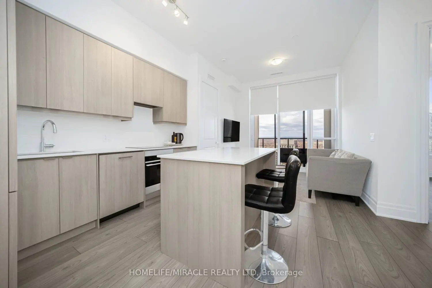 Additional image 11 of 30 Elm Drive Ph01