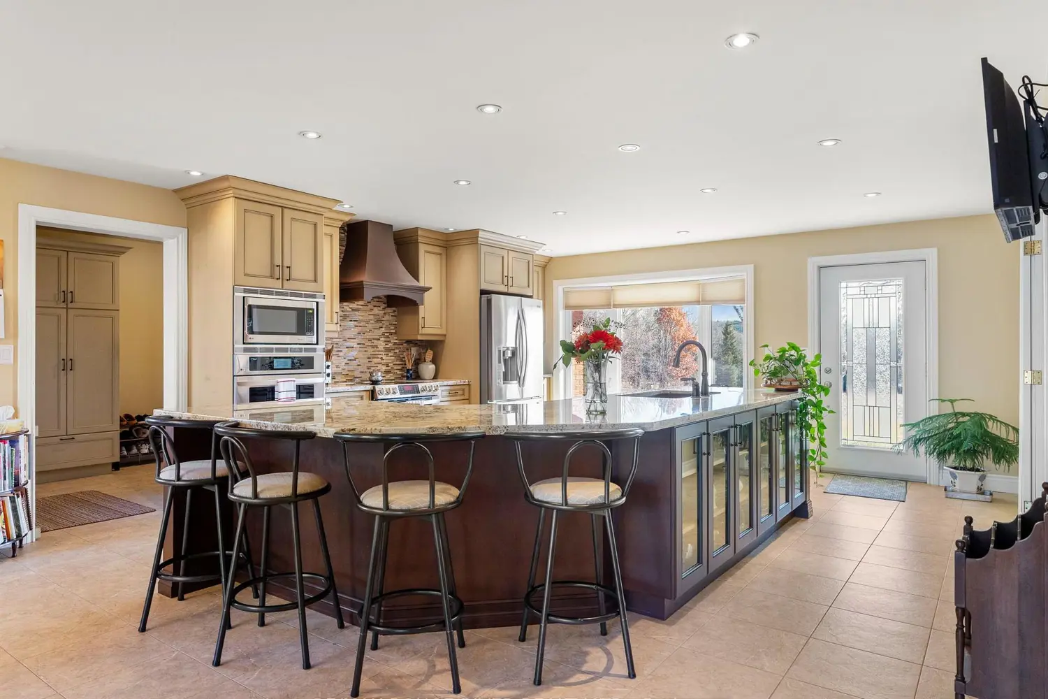 132 Earl Road photo 2