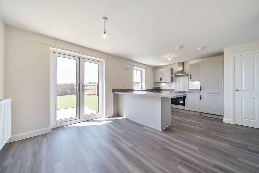 Additional image 3 of 4 bed detached house to rentSouthwold Drive, Hampton Beach, Peterborough PE7