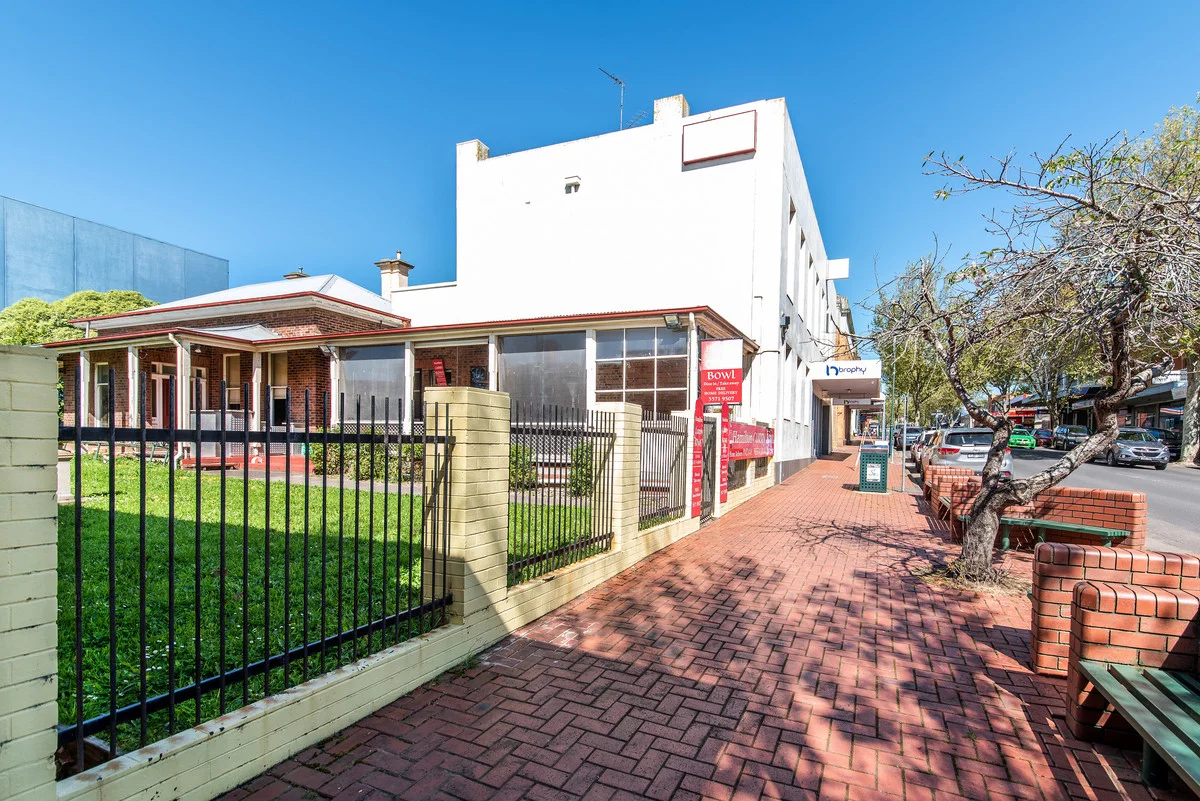 100 Thompson Street, Hamilton VIC 3300