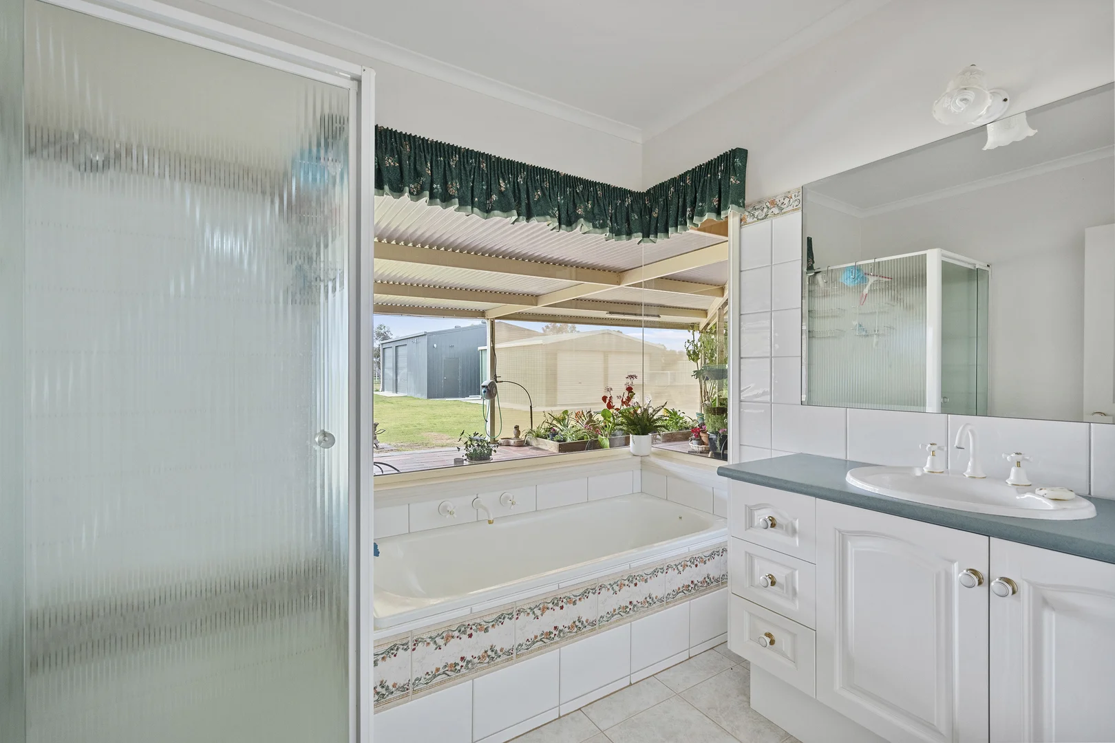 Additional image 11 of 76 Pascoe Street, Rochester VIC 3561