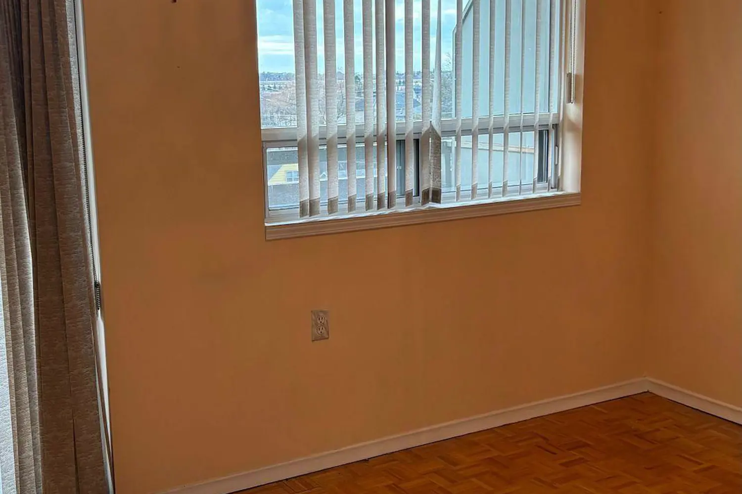Additional image 16 of 555 Wilson Heights Boulevard 503