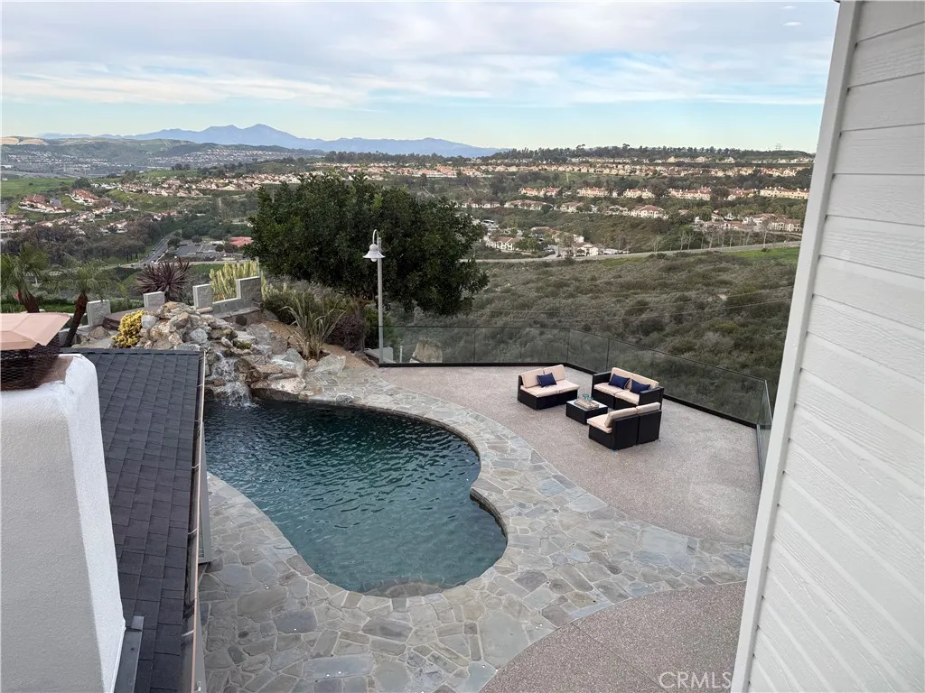 Additional image 3 of 716 Avenida Columbo, San Clemente, CA 92672