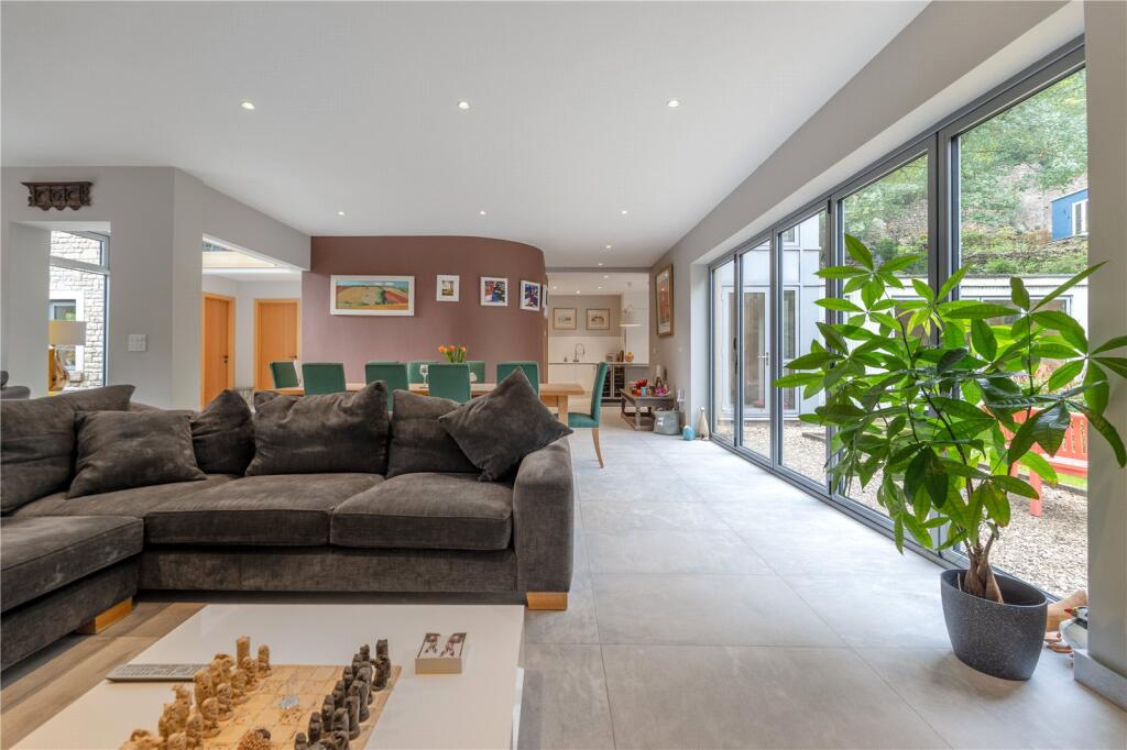 Additional image 4 of Impressive modern house in Shepton Mallet