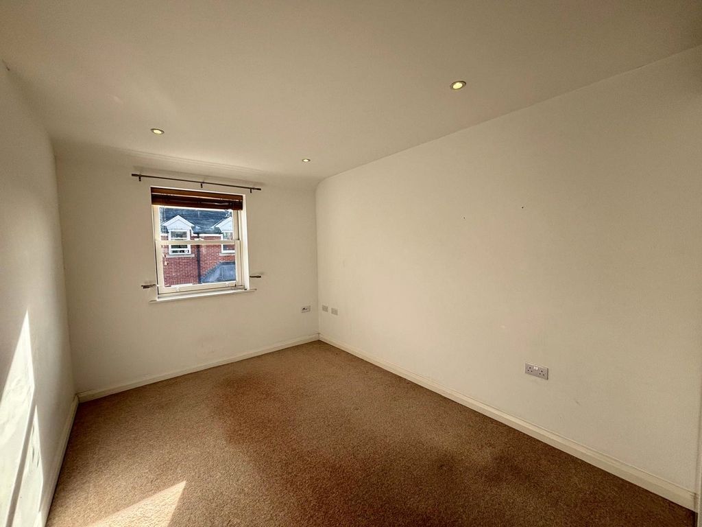 Additional image 2 of 1 bed flat to rentValentine Court, Llanidloes, Powys SY18