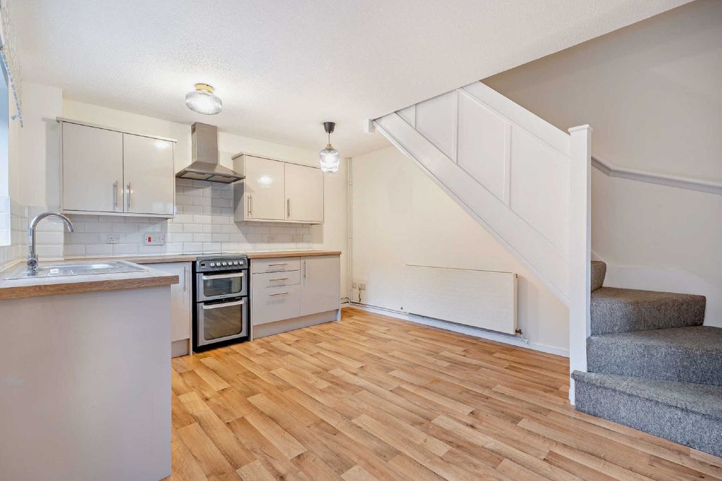 Additional image 7 of 1 bed detached house to rentWyefield Court, Monmouth NP25