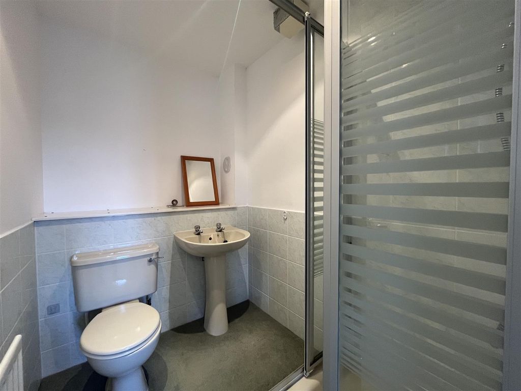 Additional image 7 of 2 bed flat to rentSouth Inch Court, Perth PH2
