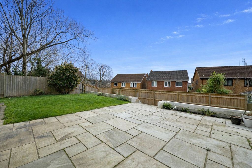 Additional image 40 of 6 bed property to rentBrock End, Portishead BS20