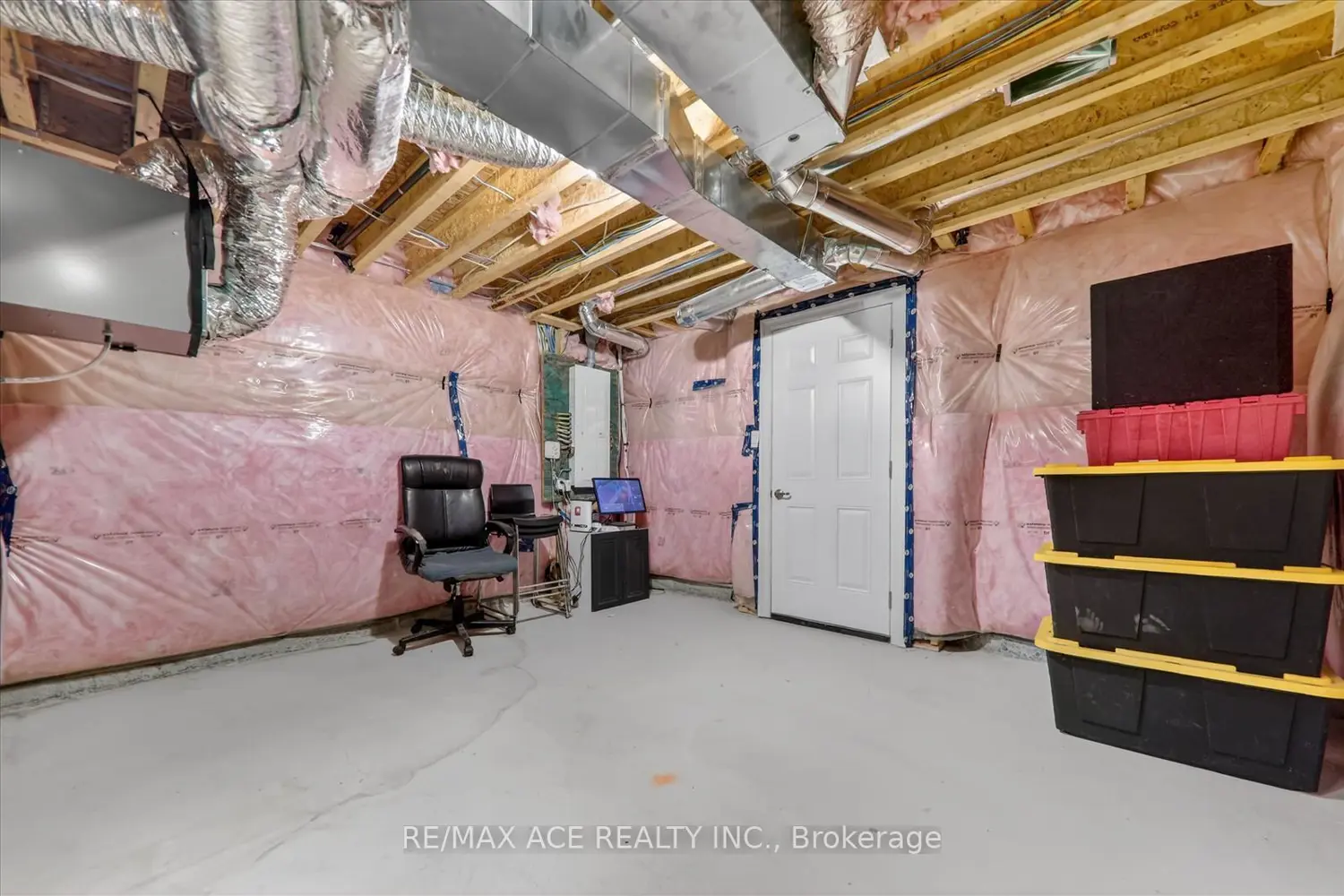 Additional image 20 of 113 Jinnah Avenue