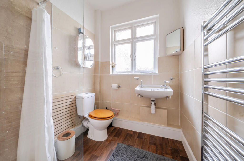 Additional image 5 of Wells Road, Glastonbury, BA6