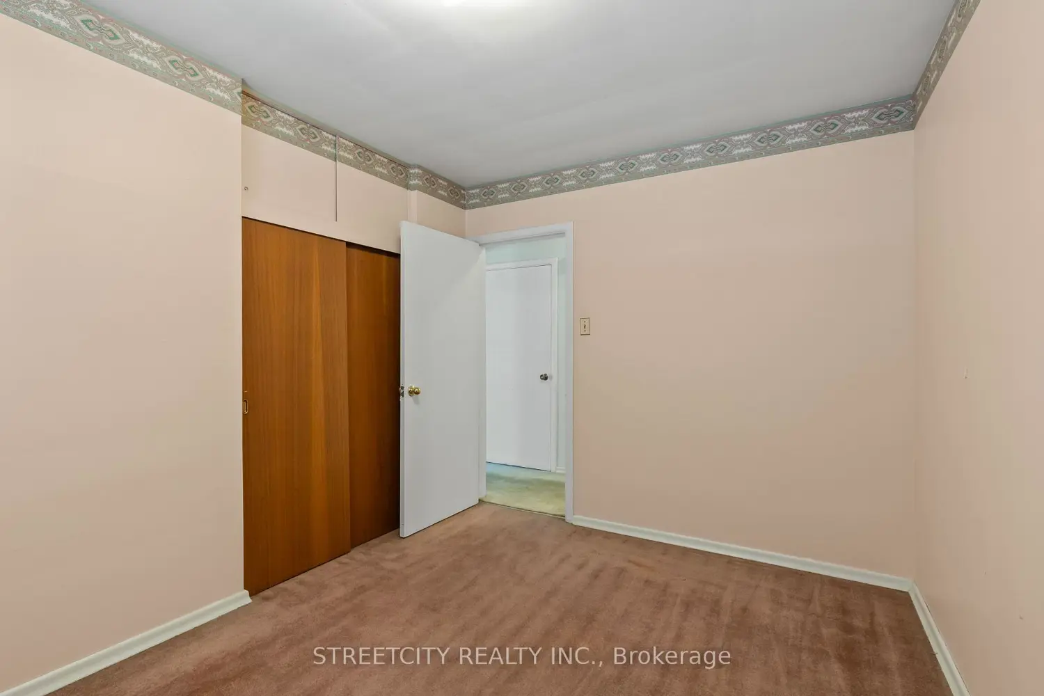 Additional image 20 of 159 Centre Street