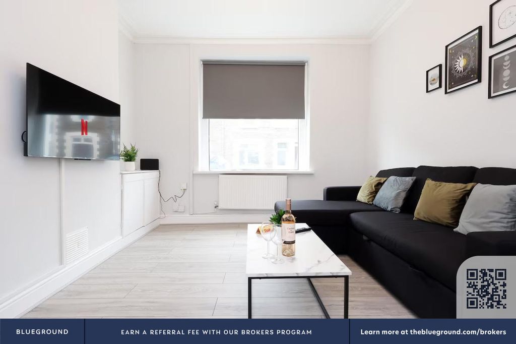 2 bed flat to rentCathays CF24 photo 4