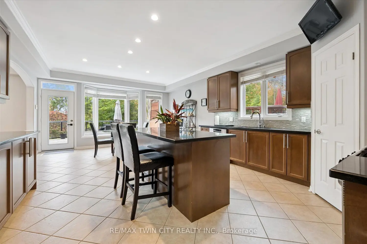 Additional image 6 of 305 Pine Valley Drive