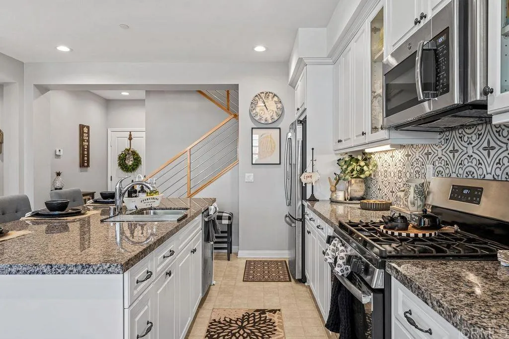 Additional image 5 of 1115 Calle Oroblanco Unit 3, Chula Vista, CA 91913