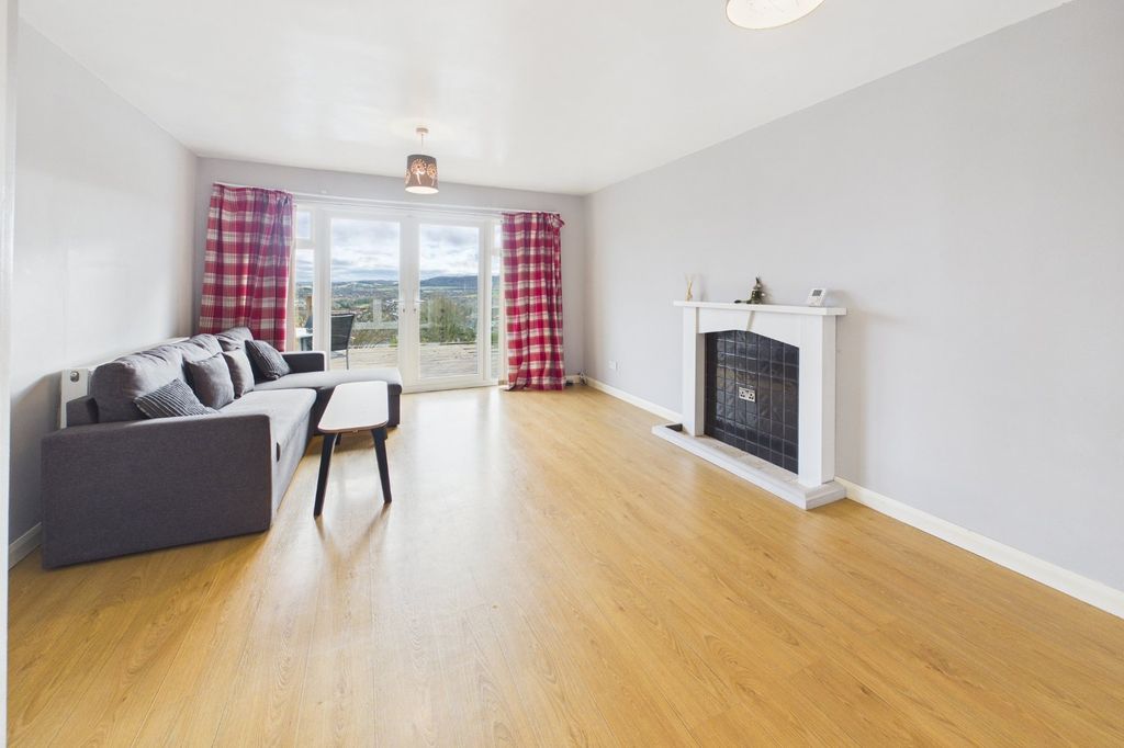 Additional image 12 of 4 bed semi-detached house to rentRippleside, Portishead, Bristol BS20