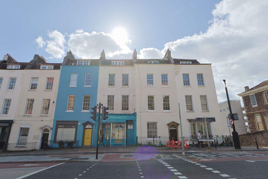 9 bed maisonette to rentLower Park Row, Bristol BS1