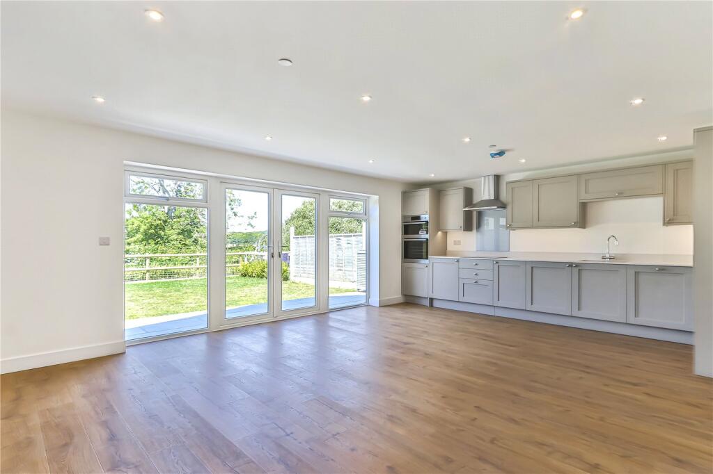 Markham Avenue, Northbourne, Bournemouth, BH10