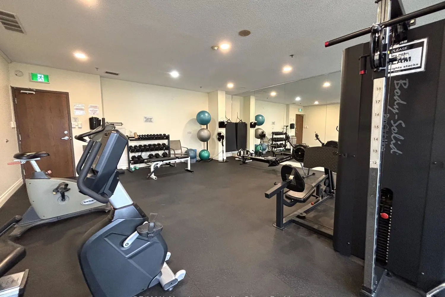 Additional image 17 of 2511 Lakeshore Road 406