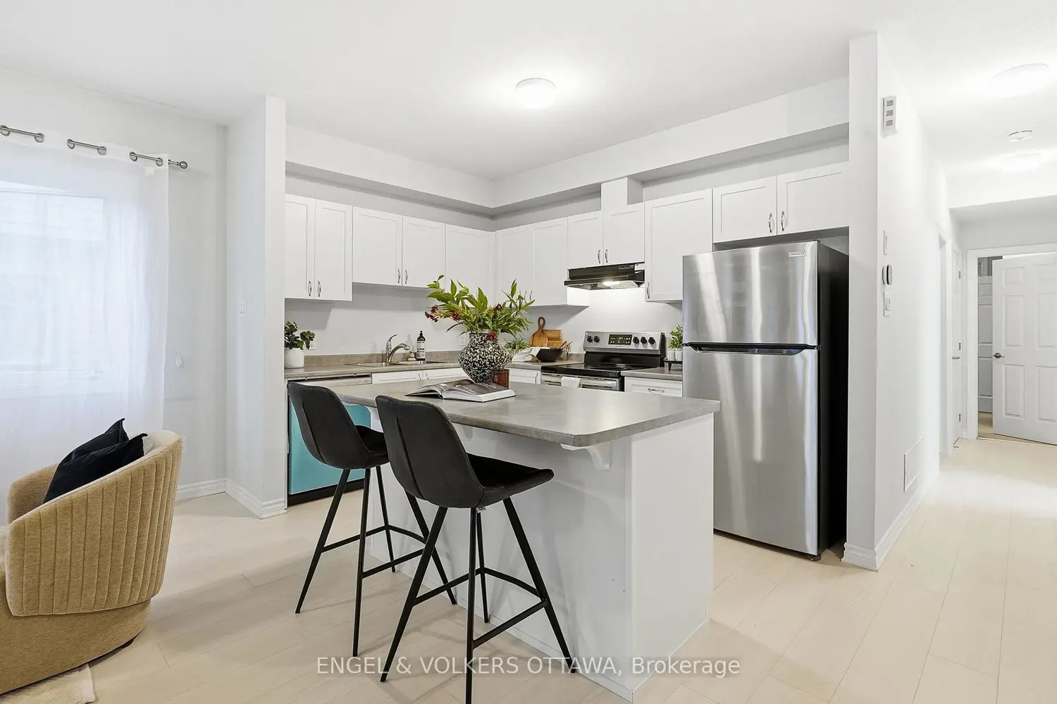 Additional image 6 of 135 Anthracite Private