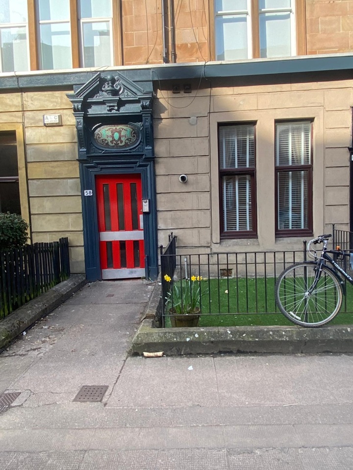 1 Bed Flat, Sinclair Drive, G42, N1 7GU