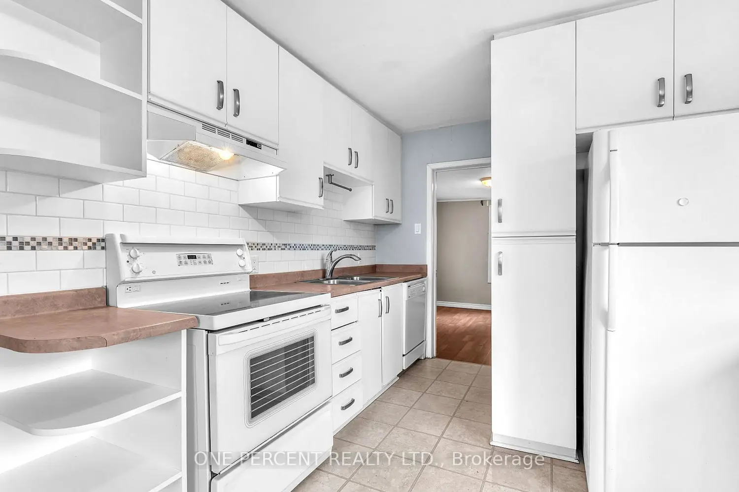 Additional image 7 of 1185 Albany Street