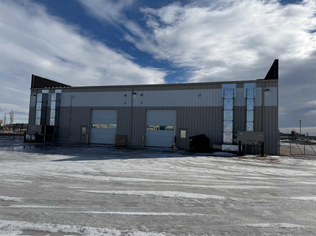 Additional image 2 of 9502 117 Street, Grande Prairie, AB, T8W 0C7