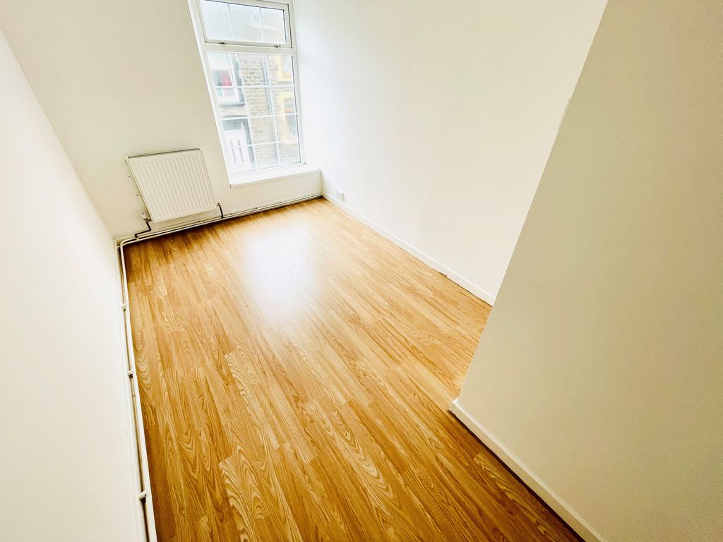 Additional image 5 of 3 bed terraced house to rentEvan Street, Treharris CF46