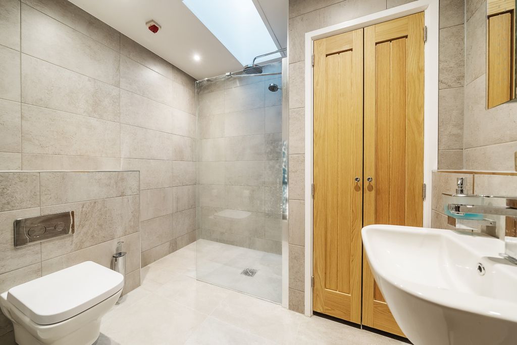 Additional image 4 of 1 bed flat to rentBuckingham, Thamesfield Village, Henley-On-Thames RG9