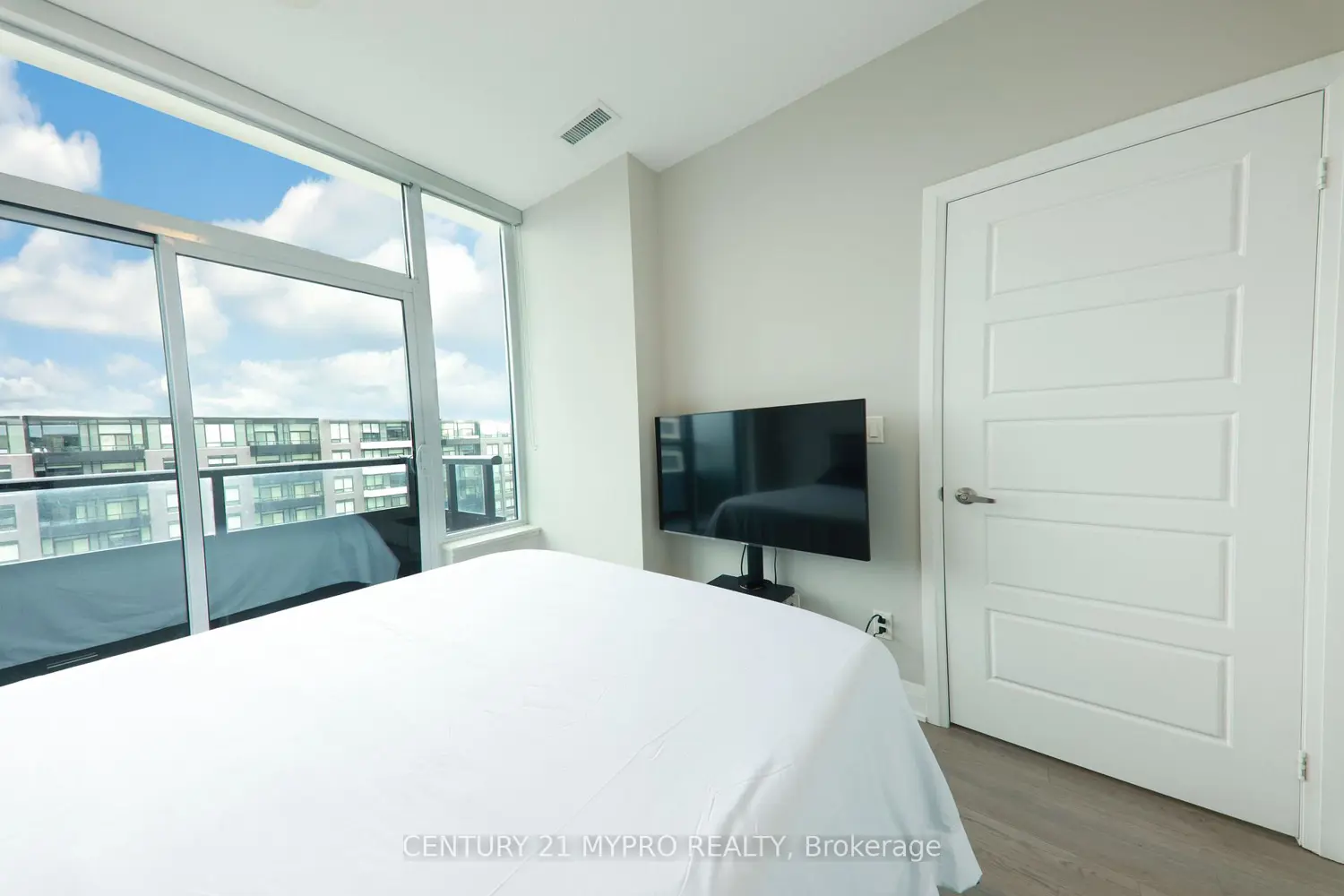 Additional image 8 of 15 Water Walk Drive 917