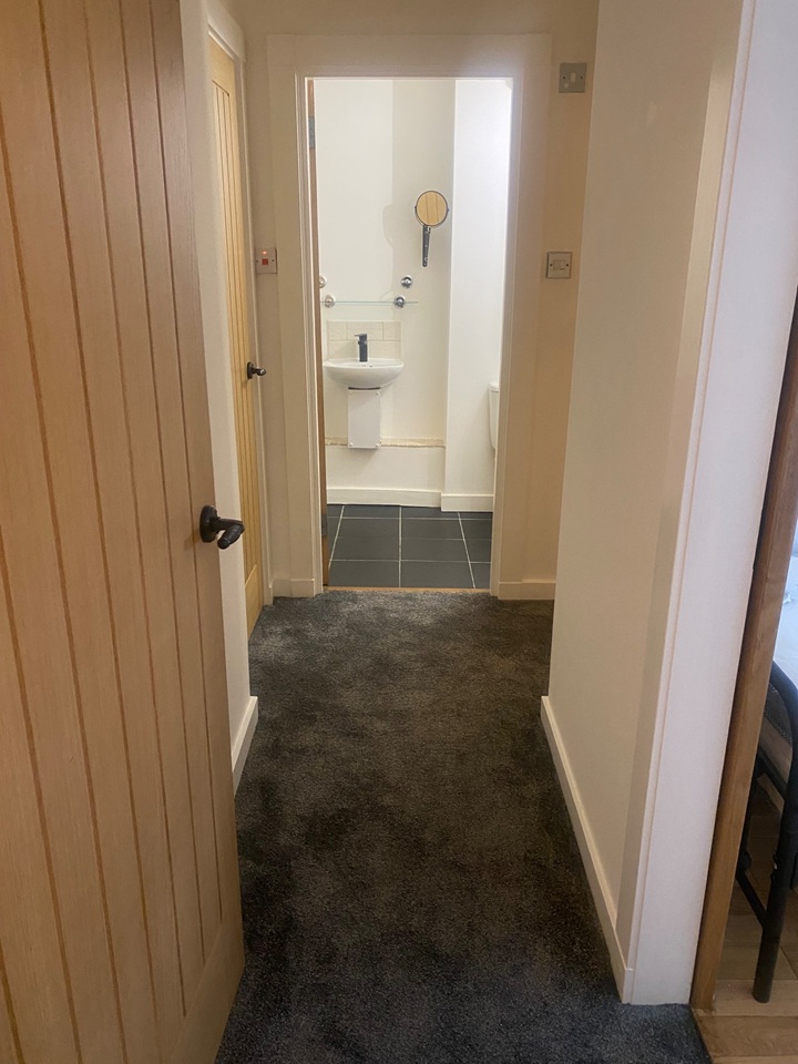 3 Bed Flat, Room In, EH8, N1 7GU