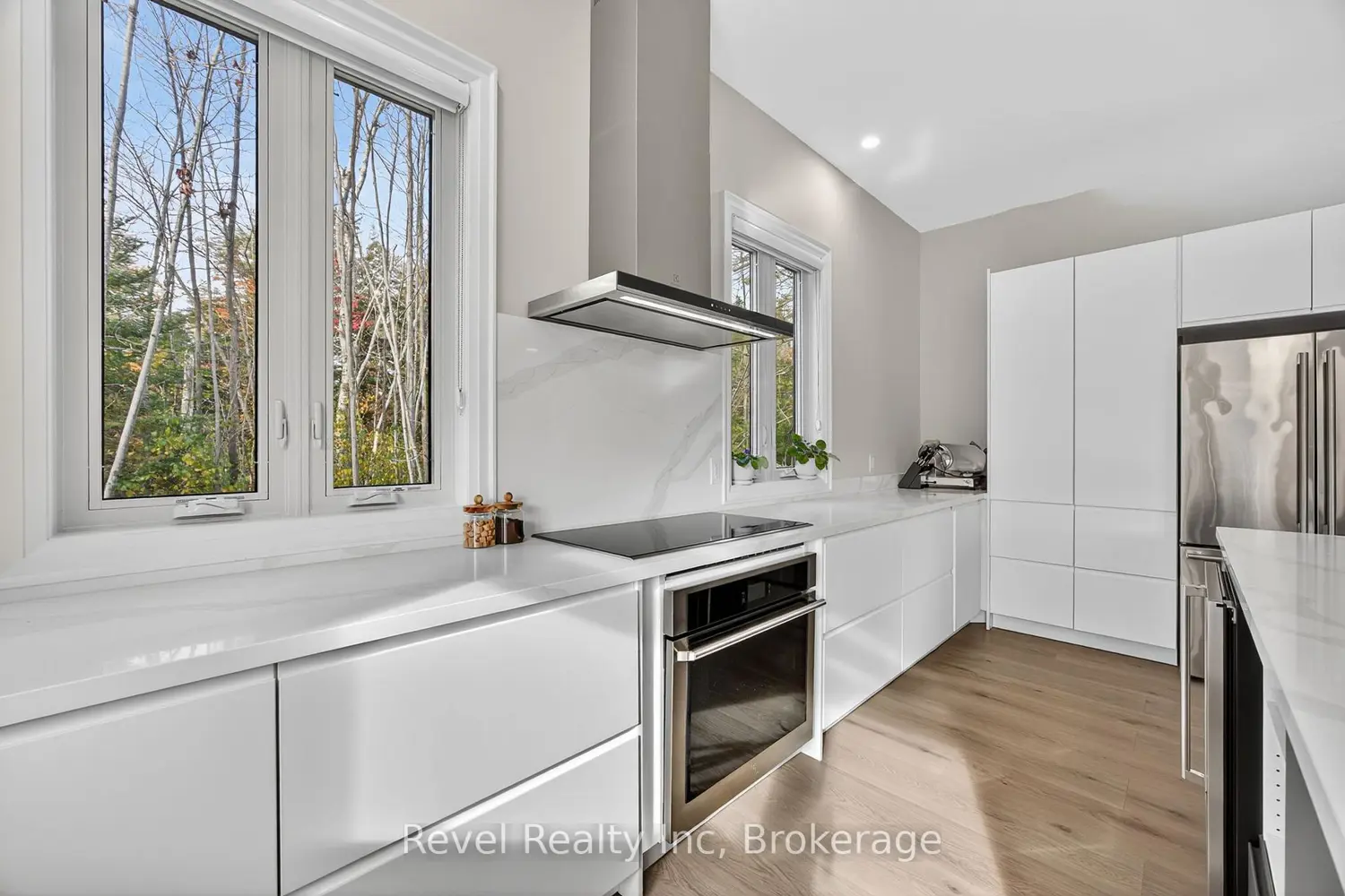 Additional image 10 of 2 Seguin Crescent