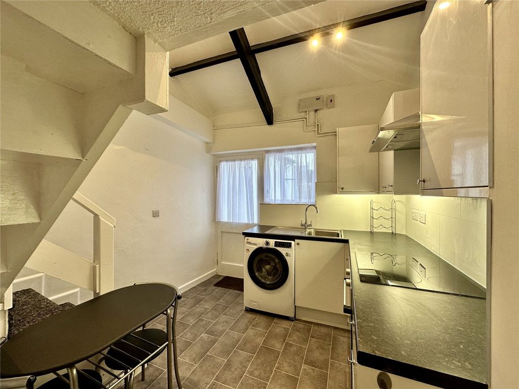 Additional image 4 of 1 bed flat to rentDark Street, Haverfordwest, Pembrokeshire SA61