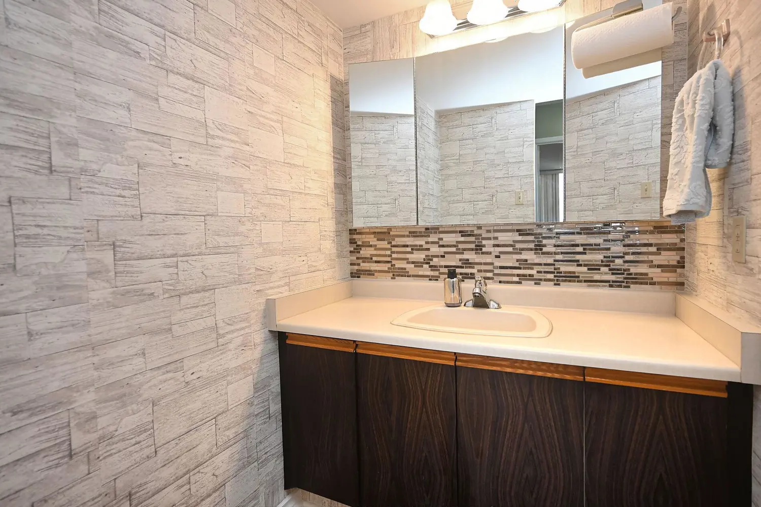 Additional image 13 of 320 Mill Street 512