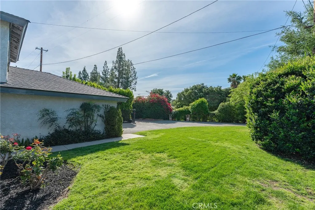 Additional image 36 of 22963 Collins Street, Woodland Hills, CA 91367