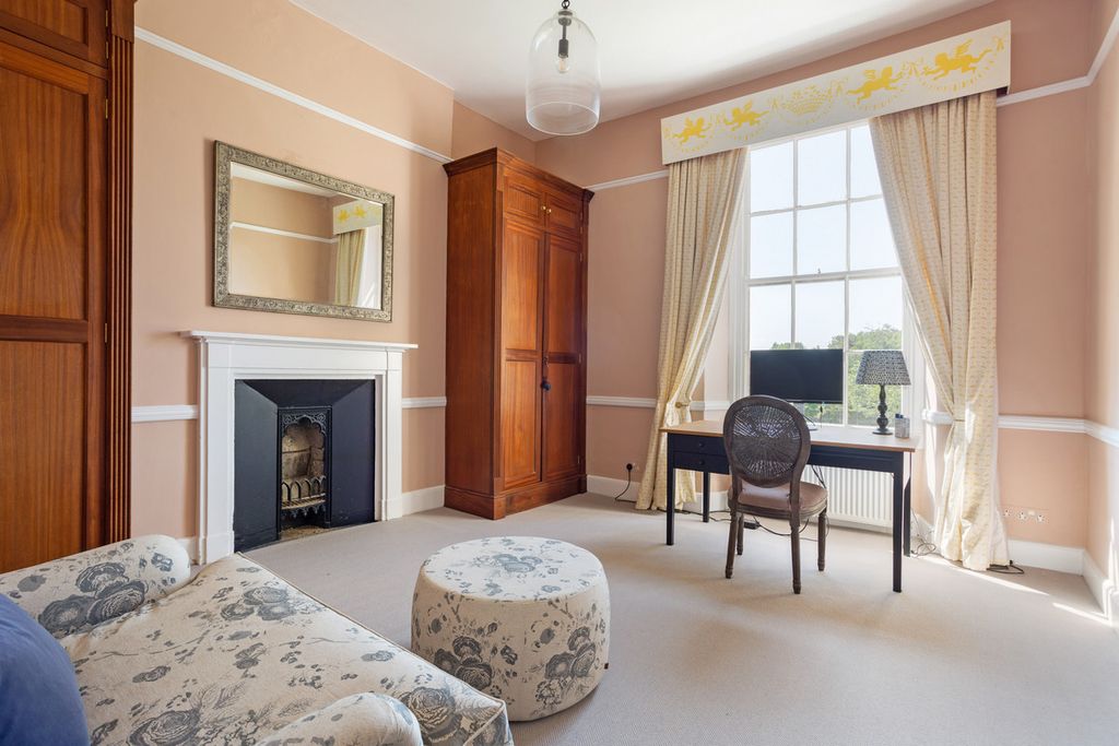 Additional image 28 of 6 bed detached house to rentCirencester, Gloucestershire GL7