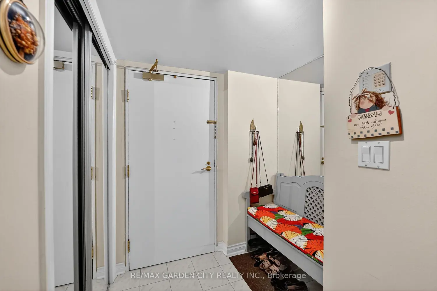 Additional image 10 of 70 Main Street 201