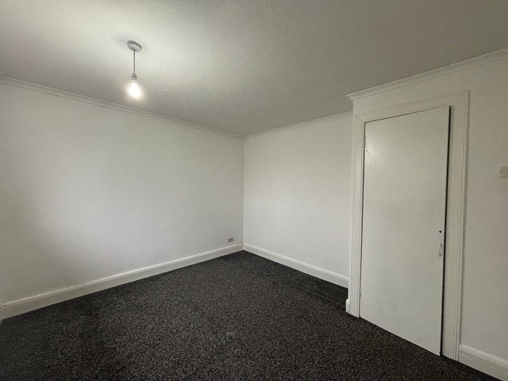 Additional image 17 of 2 bed property to rentMaxwell Place, Glenrothes KY6