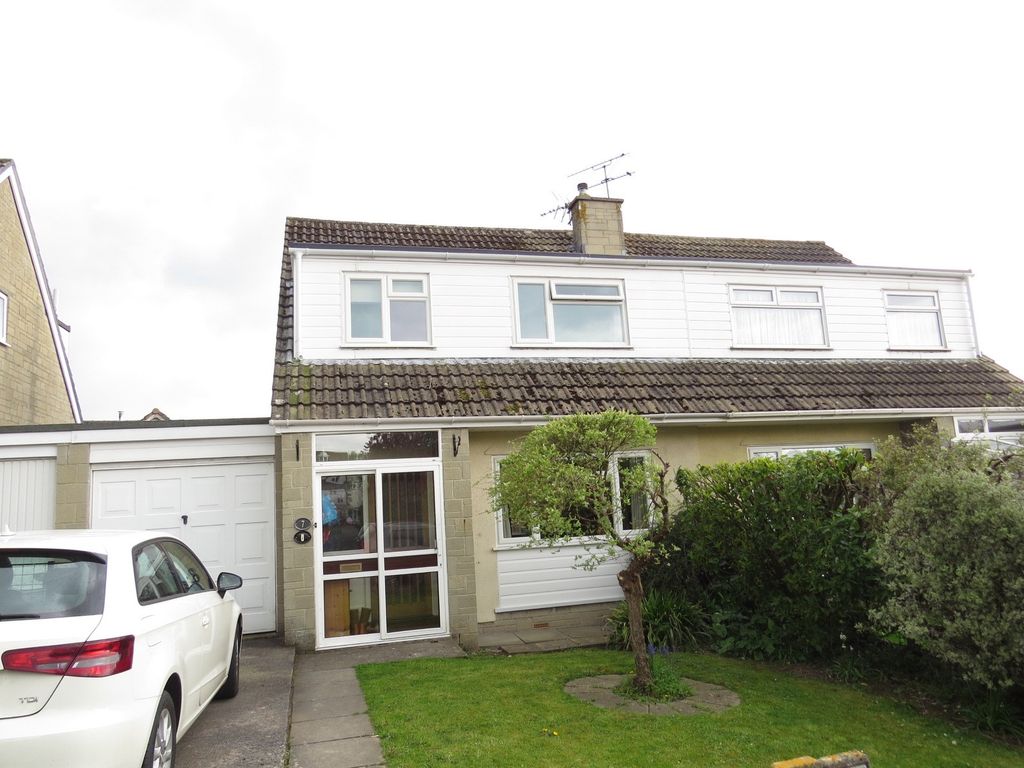 3 bed semi-detached house to rentStonewell Park Road, Congresbury, Bristol. BS49