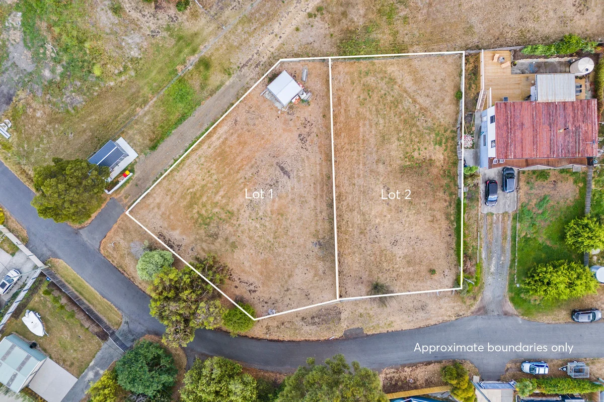 1 & 2/48 Erle Street, Carlton River TAS 7173