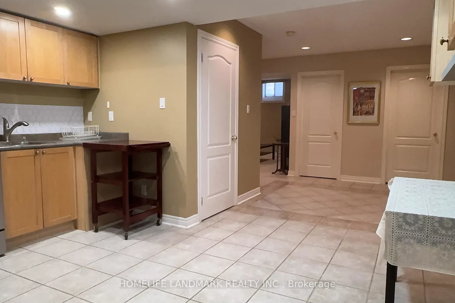 Additional image 17 of 136 Worth Boulevard