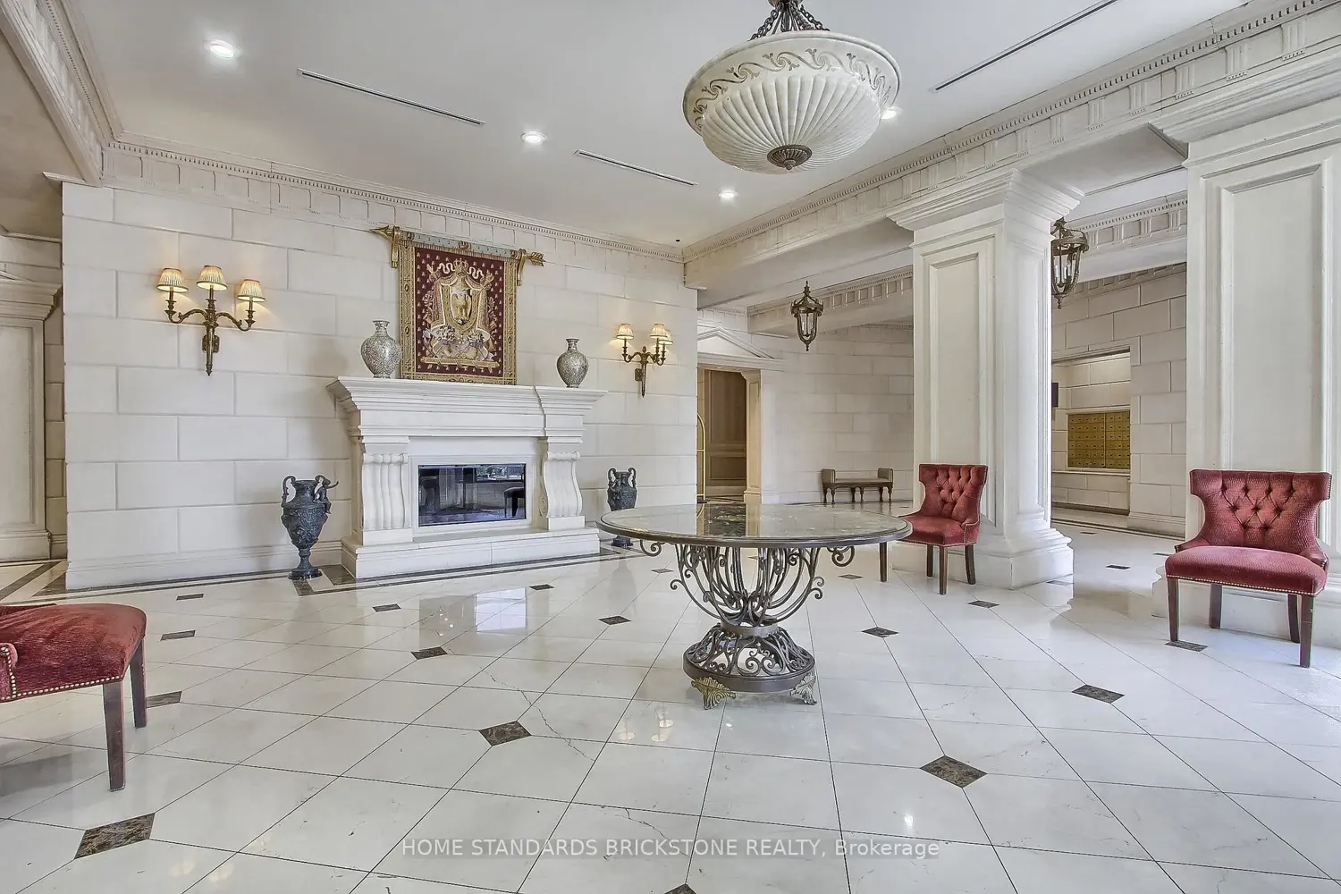 Additional image 2 of 9225 Jane Street 115