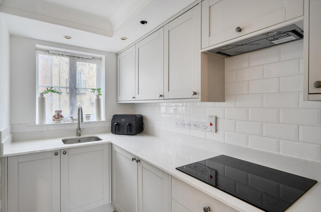 Additional image 8 of Station Road, Wincanton, BA9