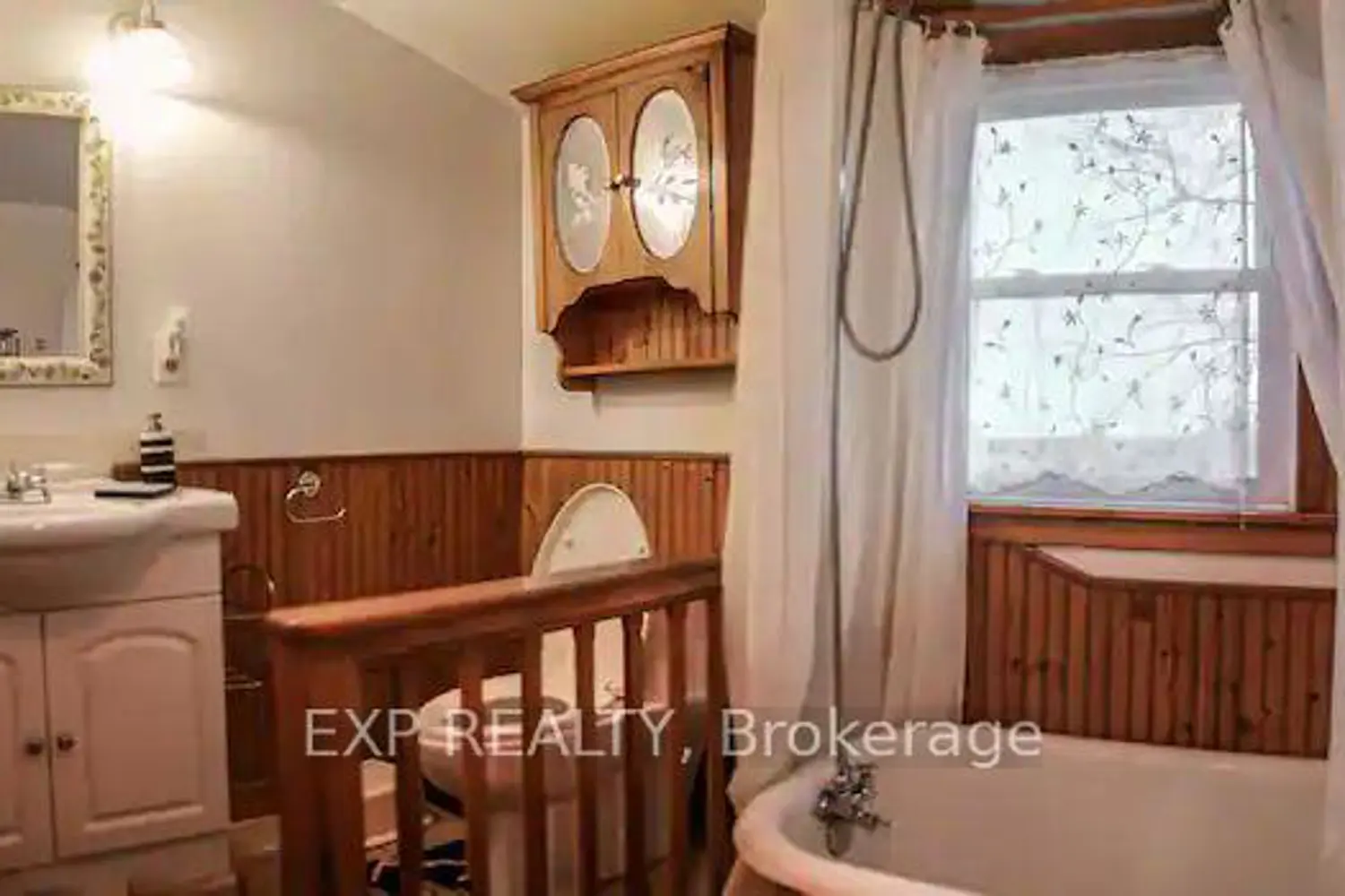 Additional image 16 of 3090 Montrose Road