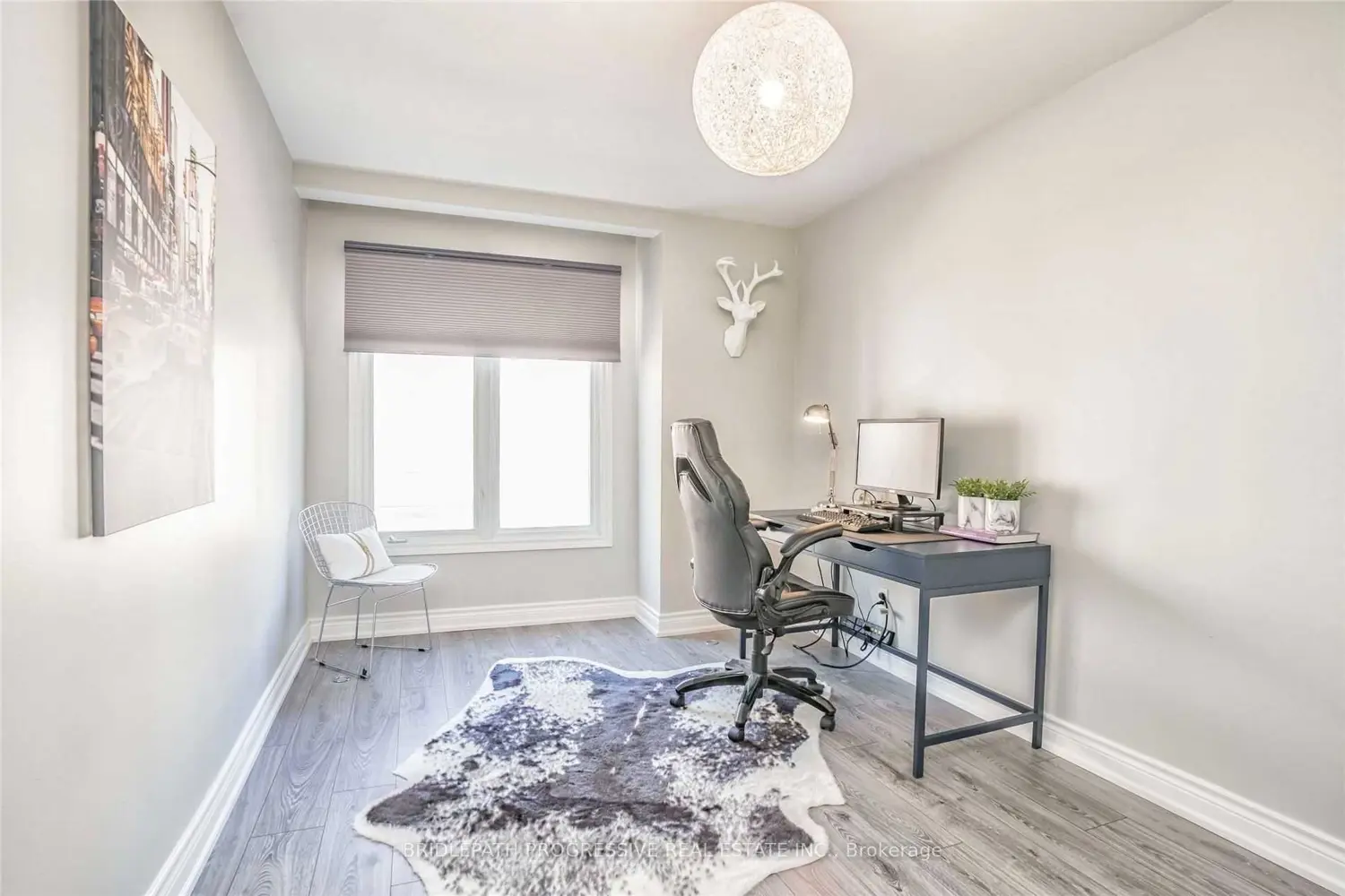 Additional image 10 of 151 Townsgate Drive 82