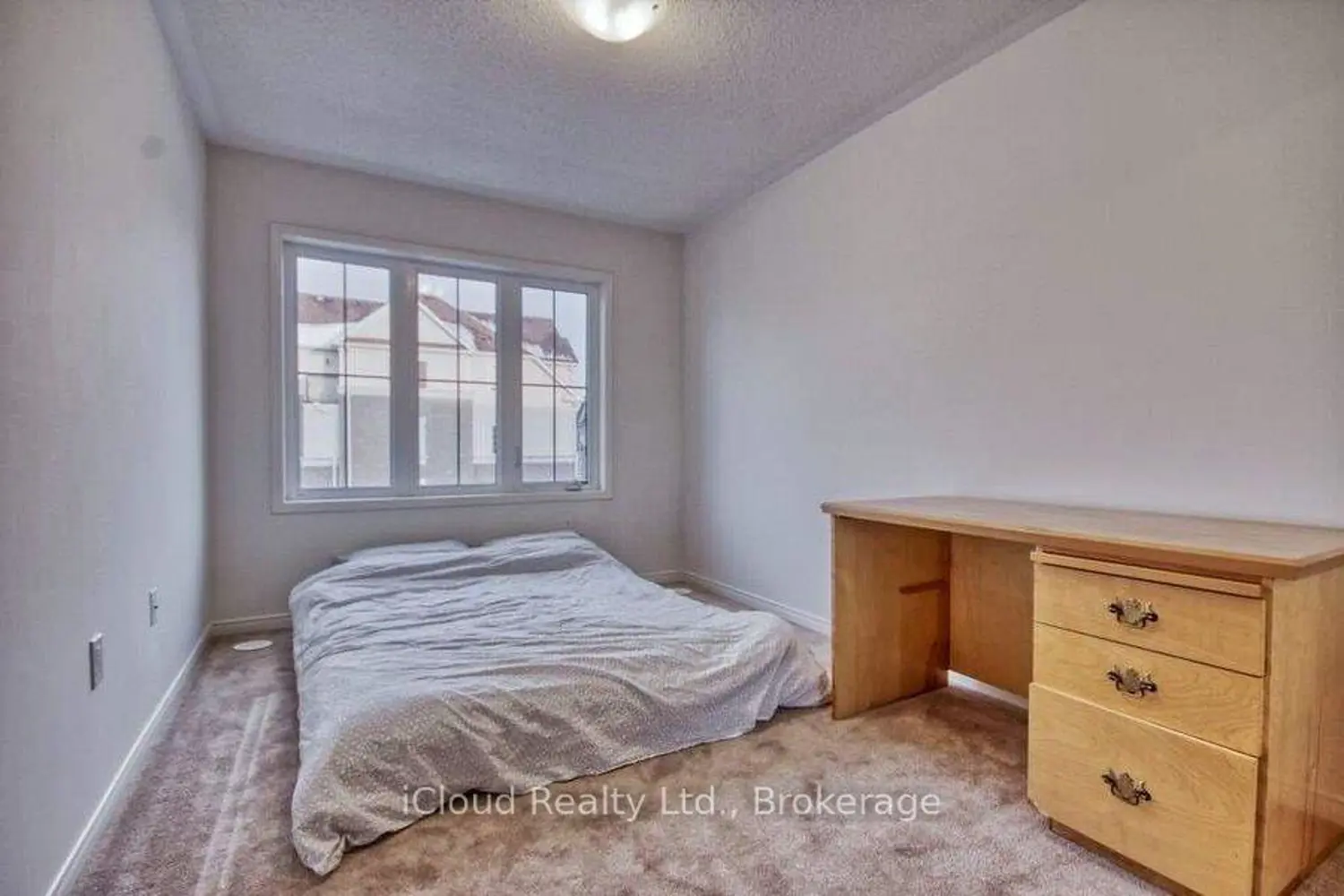 Additional image 11 of 2476 Bromus Path