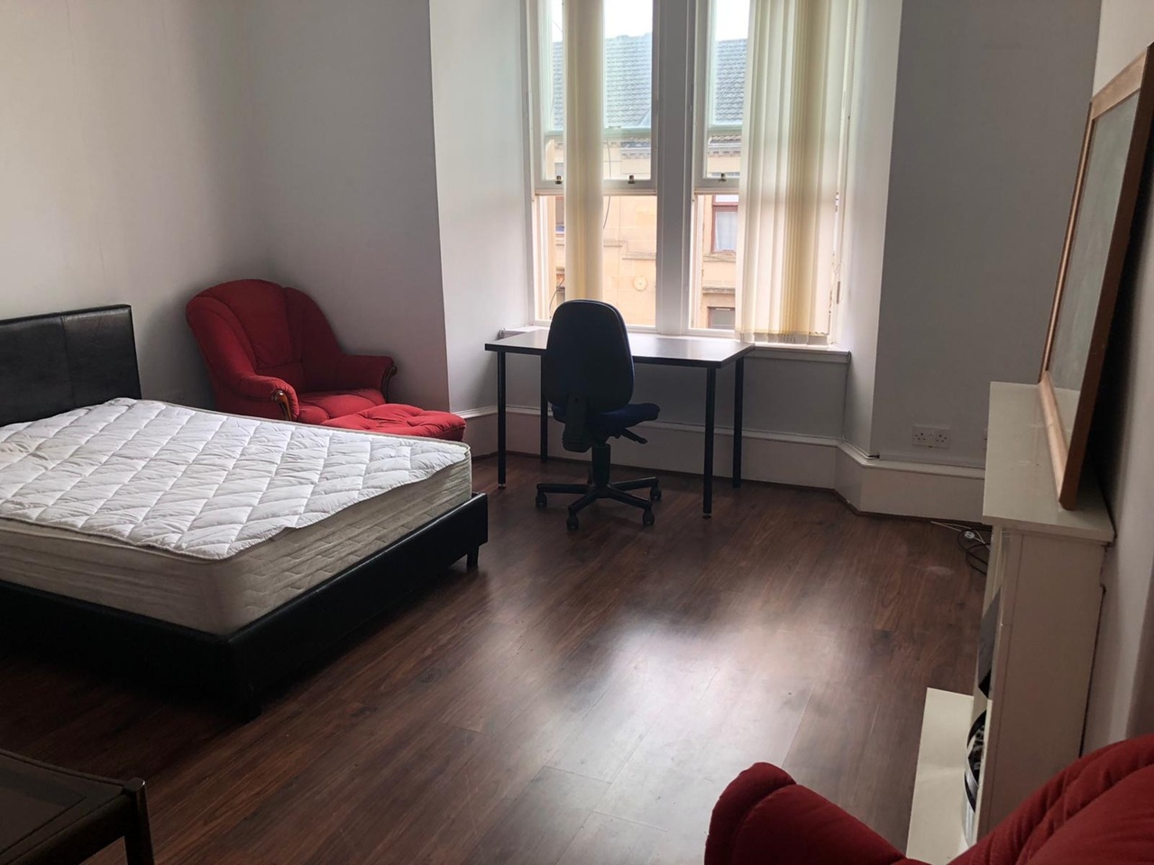 Additional image 2 of 3 Bed Flat, West End Park Street, G3, N1 7GU