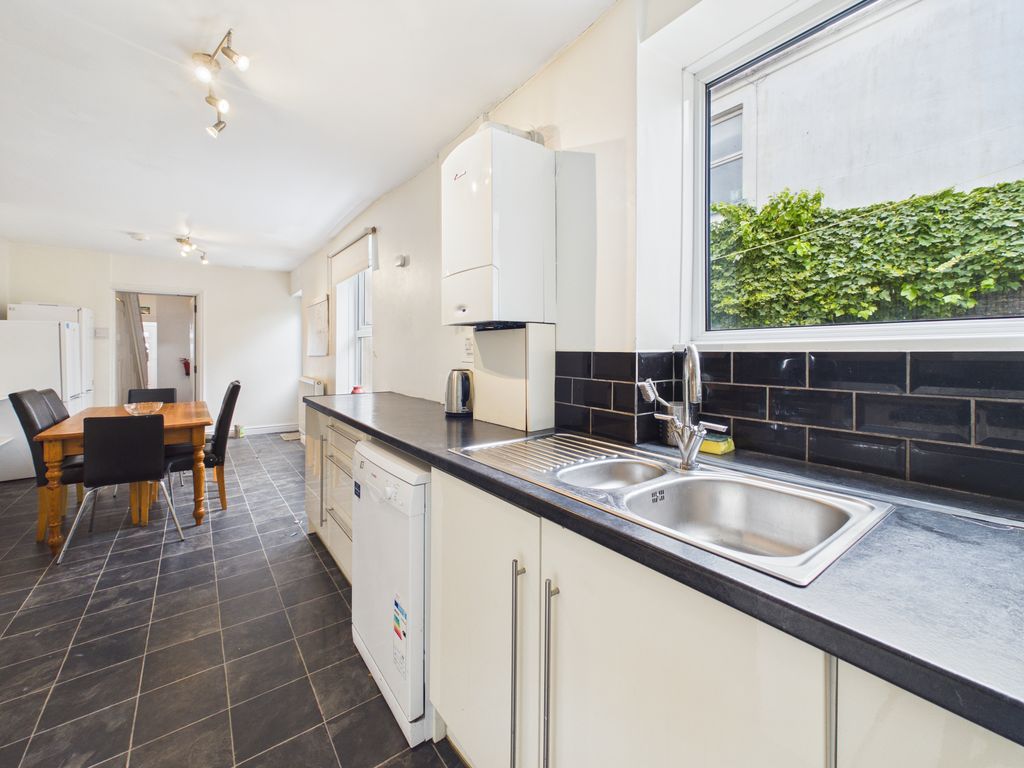 Additional image 12 of 5 bed shared accommodation to rentCheltenham Place, Mutley PL4