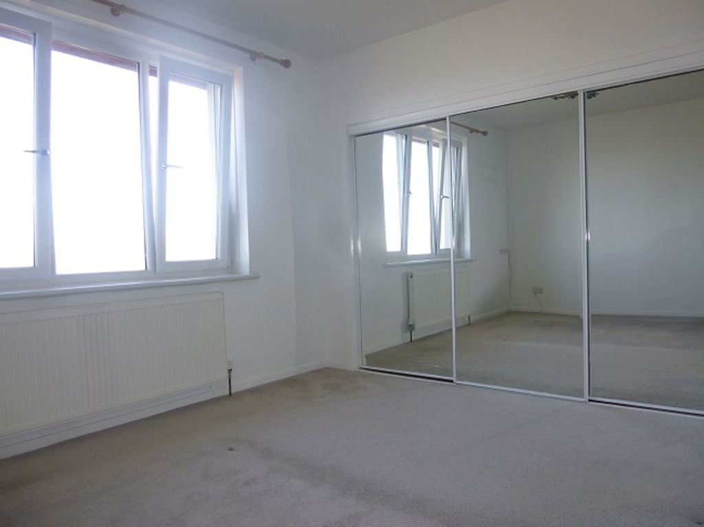 Additional image 14 of 2 bed terraced house to rentPoplar Street, Greenock PA15