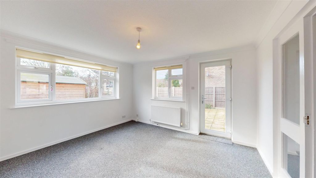 Additional image 3 of 4 bed detached house to rentGunthorpe Road, Peterborough PE4