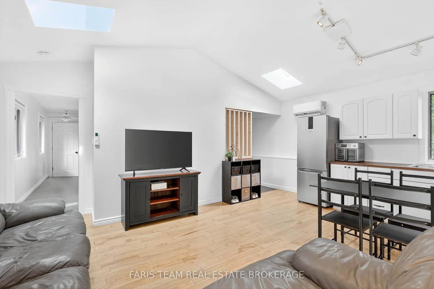 Additional image 9 of 238 Robins Point Road